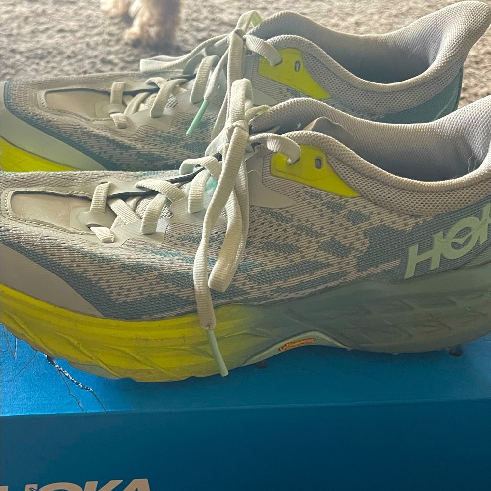 Hoka Speedgoat Size 7